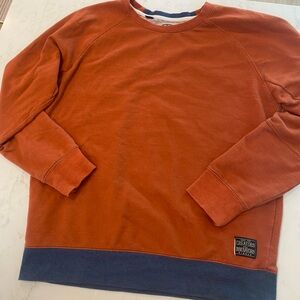 VISSLA Burnt Orange and Navy Top